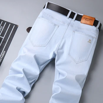 2024 מותג העליון בסגנון קלאסי הגברים לאביב קיץ ג 'ינס עסקי מזדמן אור כחול למתוח כותנה, ג' ינס זכר את המכנסיים.