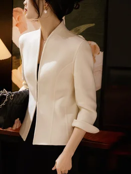 קרם לבן חדש בסגנון סיני Collarless מינימלי כפול הפנים צמר מעיל קטן ניחוח ציון גבוה של נשים ללבוש 2023 אביב.