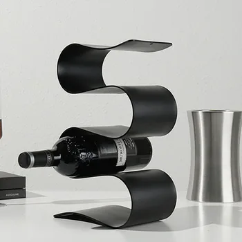 יצירתי אופנה S-מתכת בצורת היינות קישוט מלון מקורה בסלון יין ארון מתכת רכה קישוט המטבח לעמוד