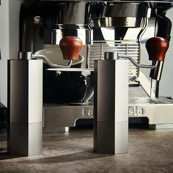 עיצוב חדש עבודת יד, פולי קפה מטחנה מתכווננת הגדרת אלומיניום מכונת קפה מיל עם נירוסטה ליבה עבור המשרד הביתי