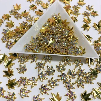 10Pcs סגסוגת זהב עלה אדר מסמר קסמי 3D גליטר אמנות ציפורן ריינסטון קישוט עלים יוקרה יהלומים תכשיטים Accessoires #JL