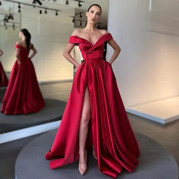 אלגנטי ערבית זמן שמלות ערב 2022 קו מחוץ כתף סאטן אדום בצד לפצל את כפתורי החלוק דה לנשף נשית עם כיס